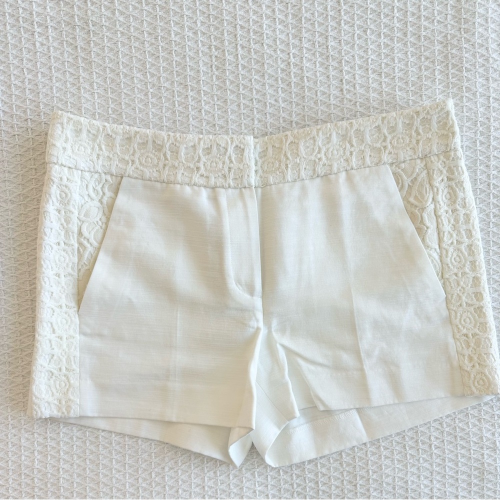 NWT LOFT white lace trim shorts size 6